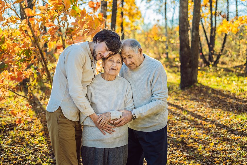 How To Coordinate Long-Distance Caregiving For Your Parents In Assisted Care