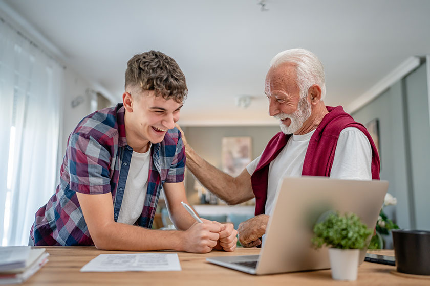 Adult Family Vs. Assisted Living Home In Athens, TN: Choosing The Best Care For Your Loved One